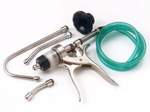 Multiaplicador automático capacidad 10 ml., con accesorios.