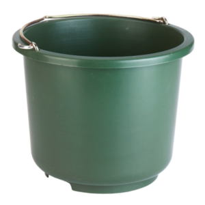 BALDE PLÁSTICO CON ASA METÁLICO PARA ESTABLO & MULTIUSO – 12L