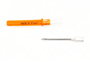 Aguja descartable. 14G x 1 1/2 » – 38 x 2,0 mm. – Caja x 100