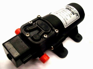 Bomba para agua 12V – 258 lt./h., presión 2,4 Kg,/cm2